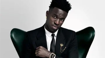 مهلة فينيسيوس جونيور.. نجم ريال مدريد يحدد موقفه من تجديد عقده المرتقب